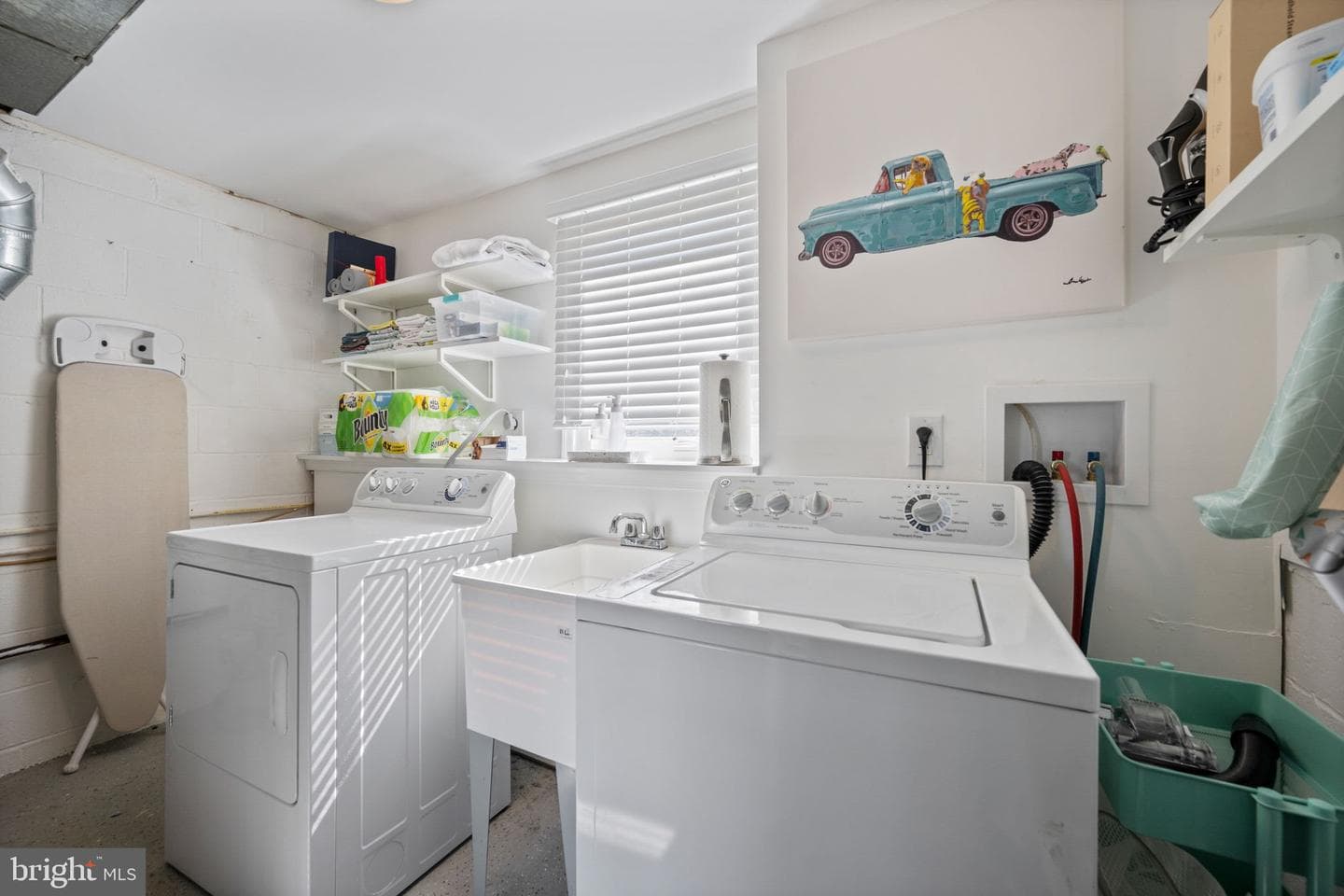 6 Pickett Road photo 38