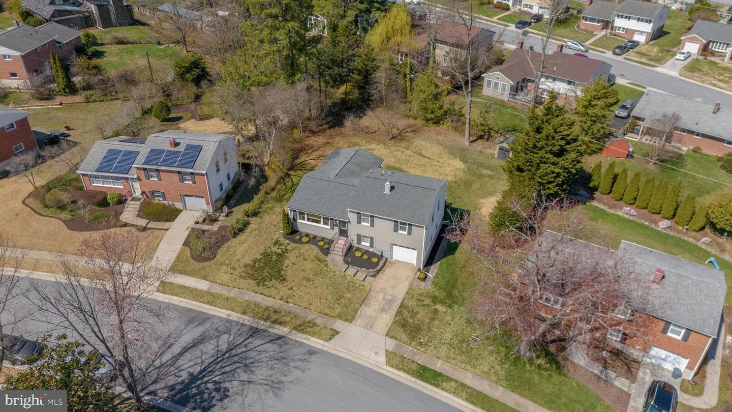 6 Pickett Road photo 4