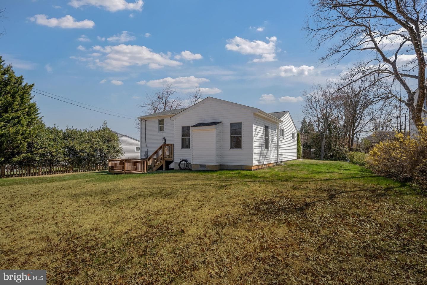 6 Pickett Road photo 43