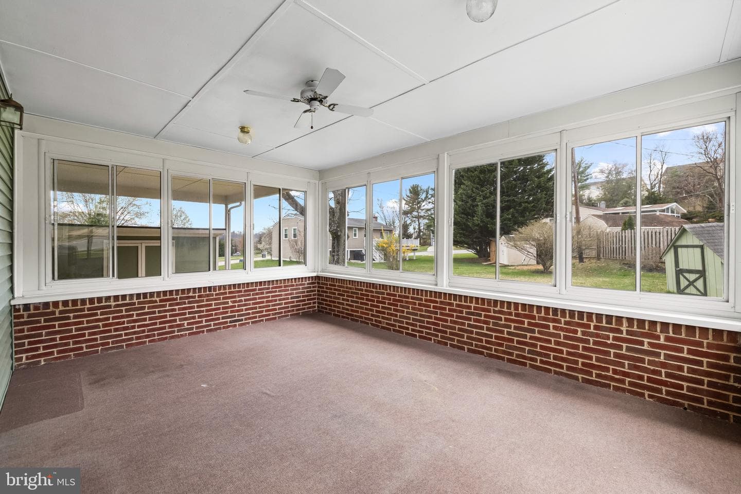 8620 Valleyfield Road photo 20