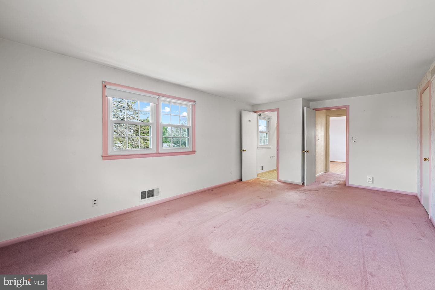 8620 Valleyfield Road photo 30