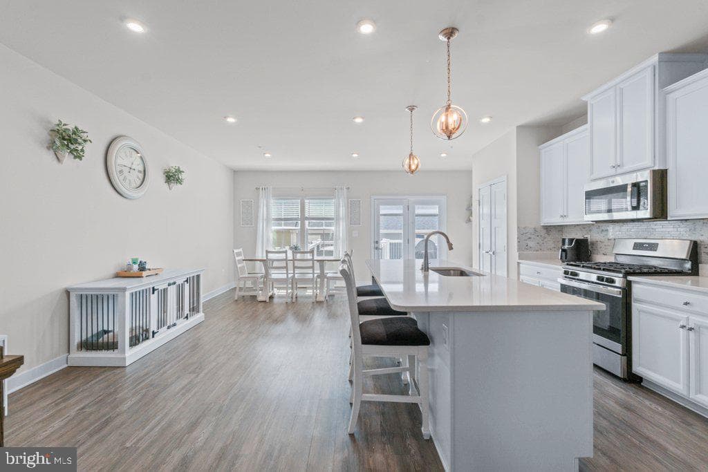 6247 Islington Street photo 12