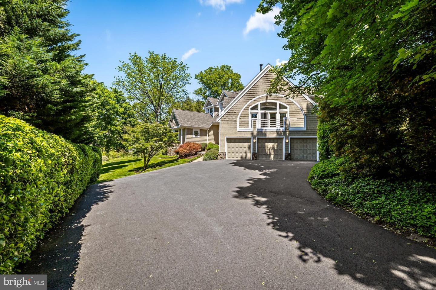 1216 Berwick Road photo 2