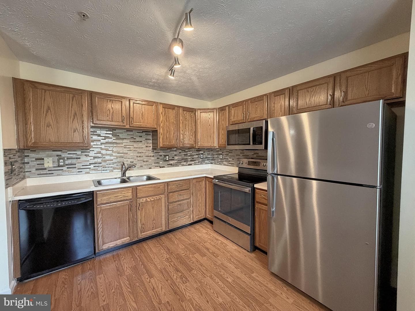 7903 Valley Manor Road #204 photo 9