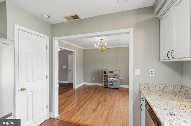 12 Redding Court photo 8