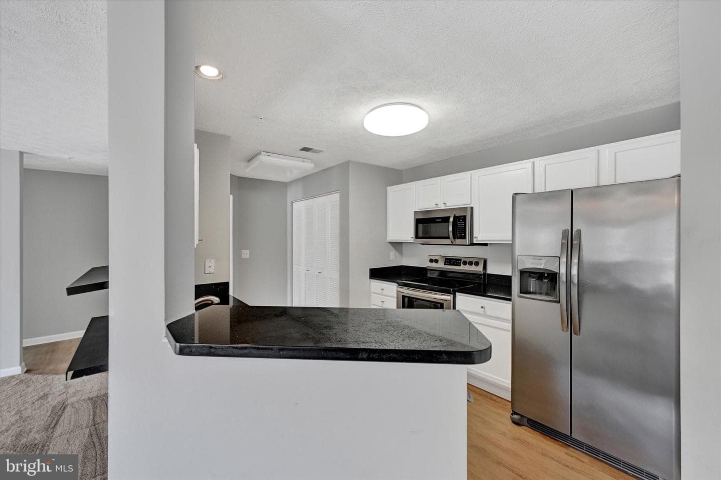 5047 Marchwood Court #6h photo 8