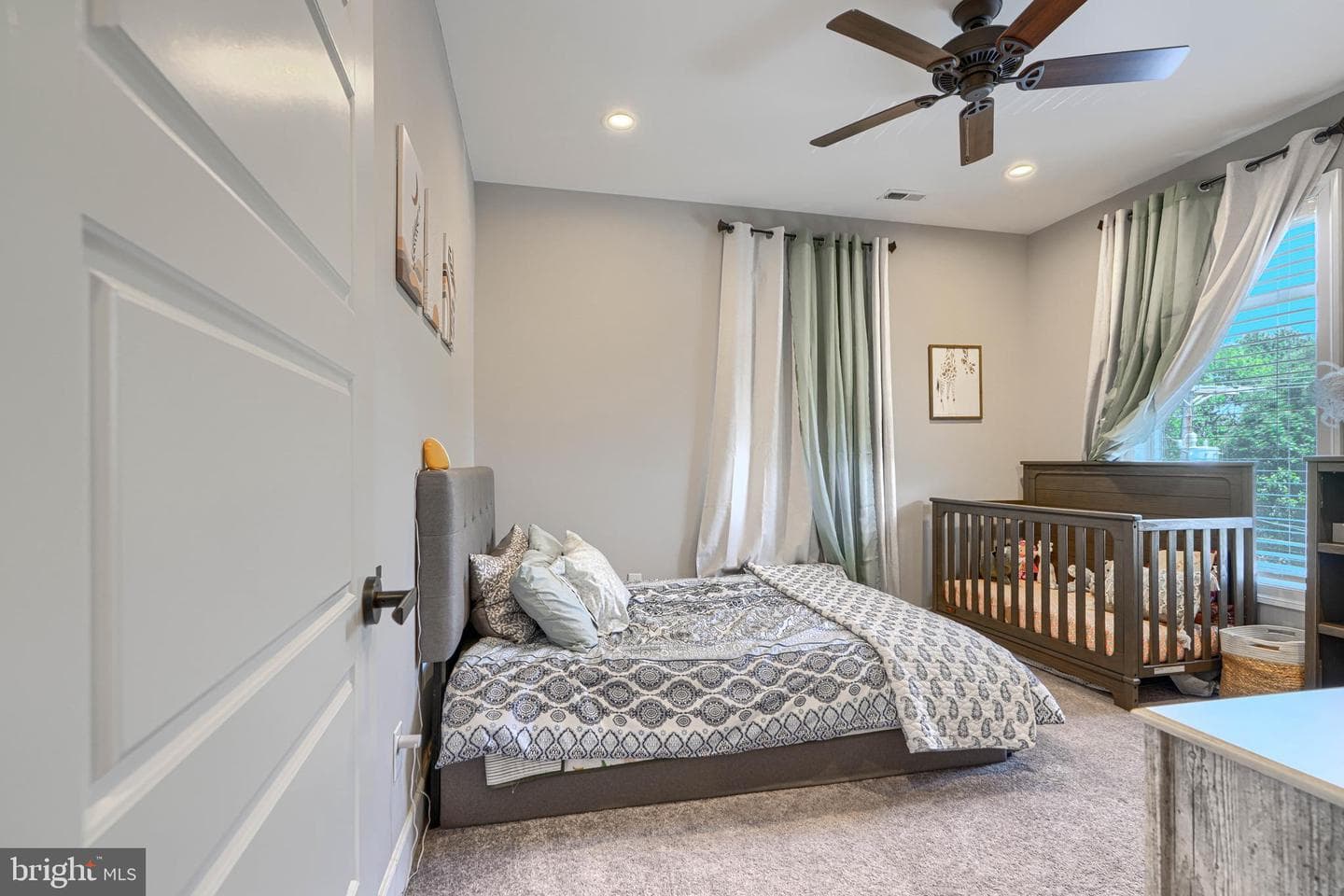 9128 Todd Avenue photo 37