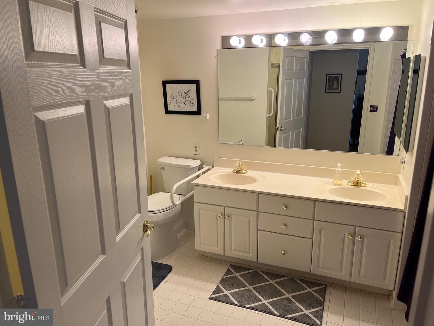 200 Belmont Forest Court #205 photo 15