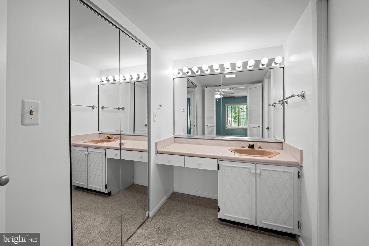 4 Candlemaker Court #306 photo 27