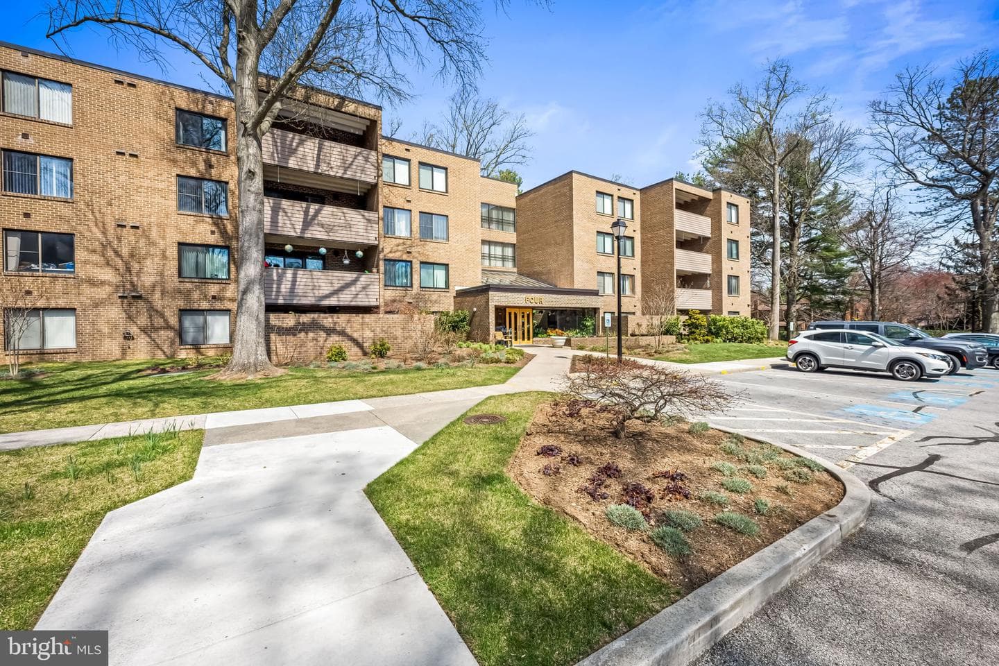 4 Candlemaker Court #306 photo 3