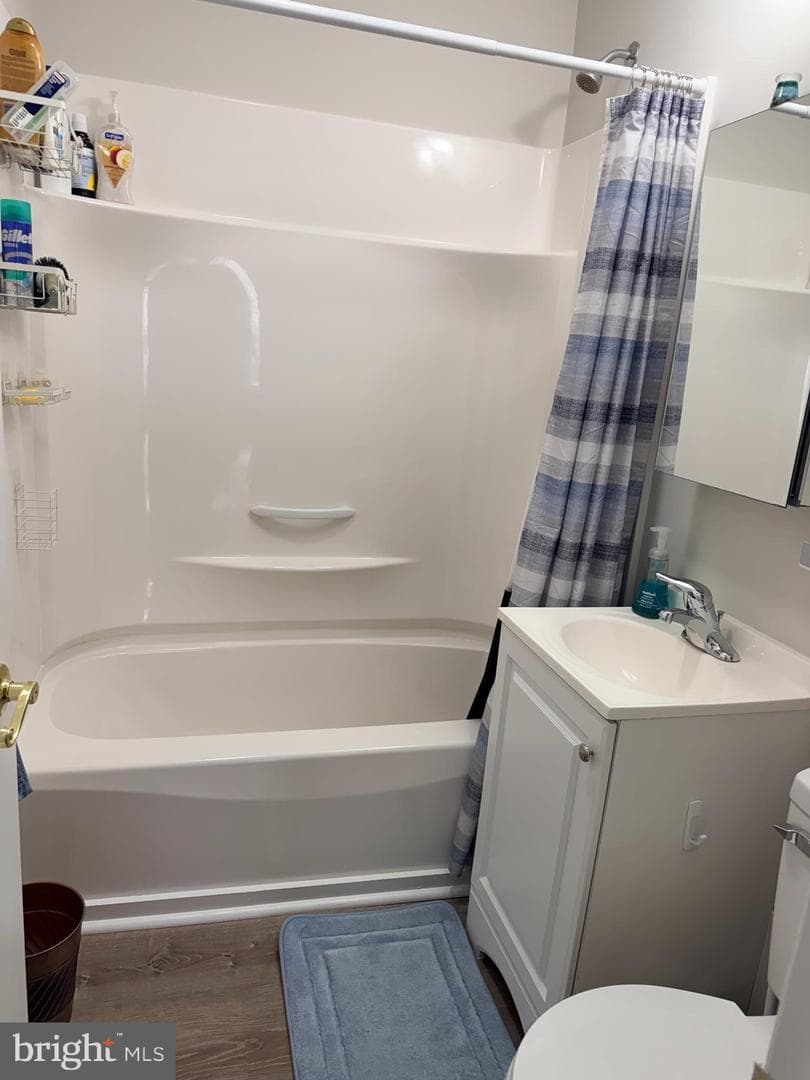 8217 Cornwall Road photo 11