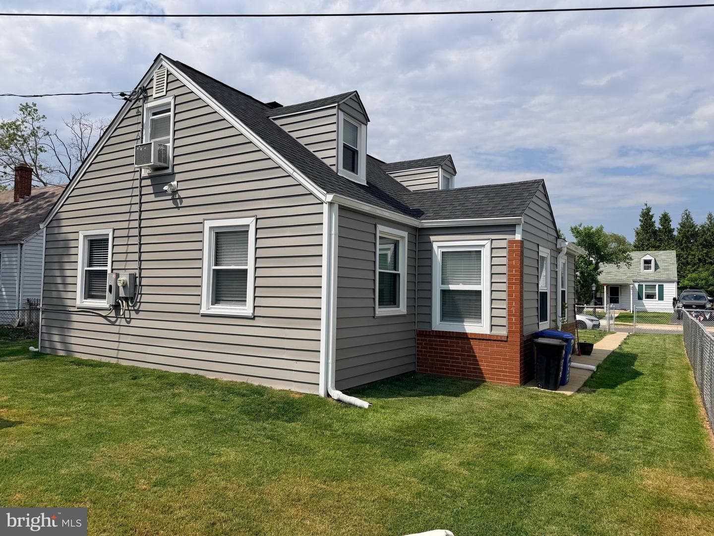 8217 Cornwall Road photo 13