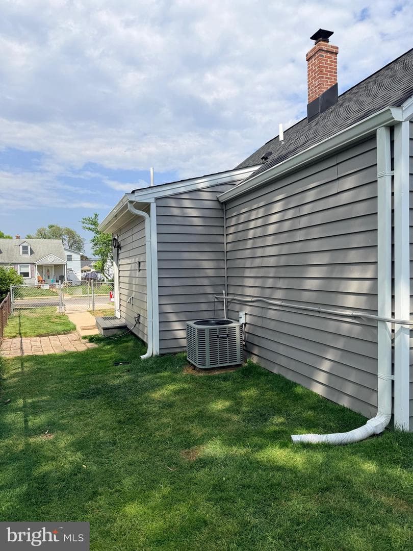 8217 Cornwall Road photo 14