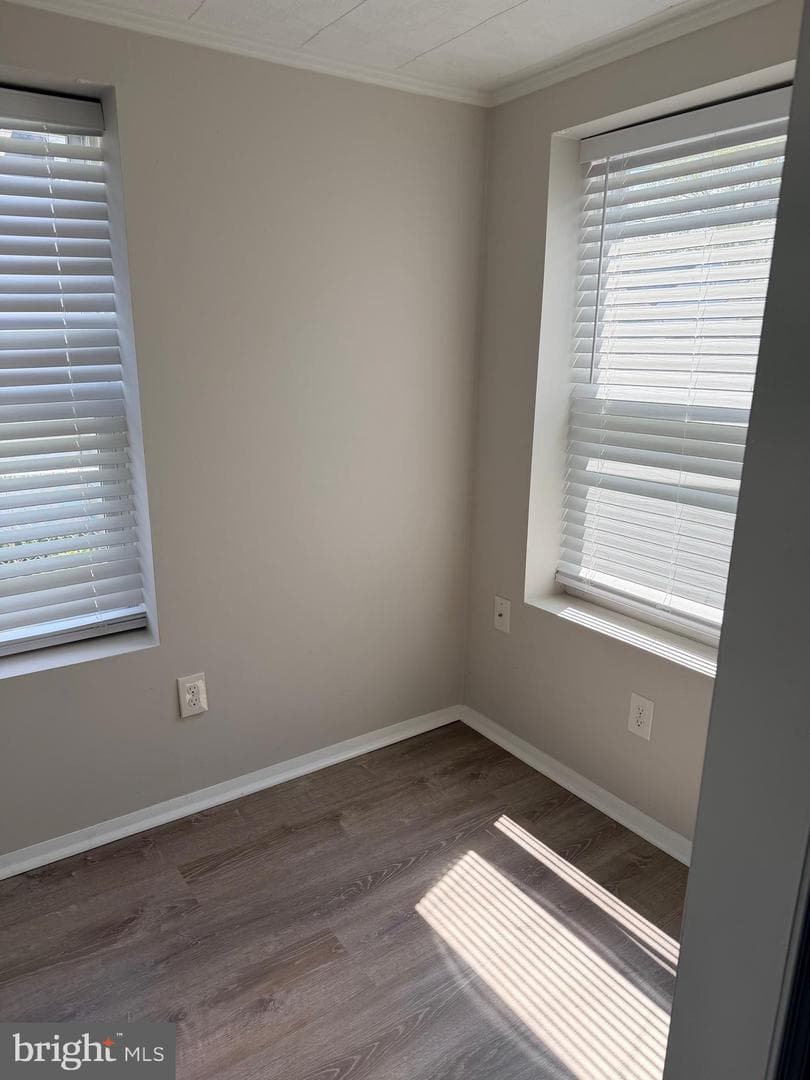 8217 Cornwall Road photo 4