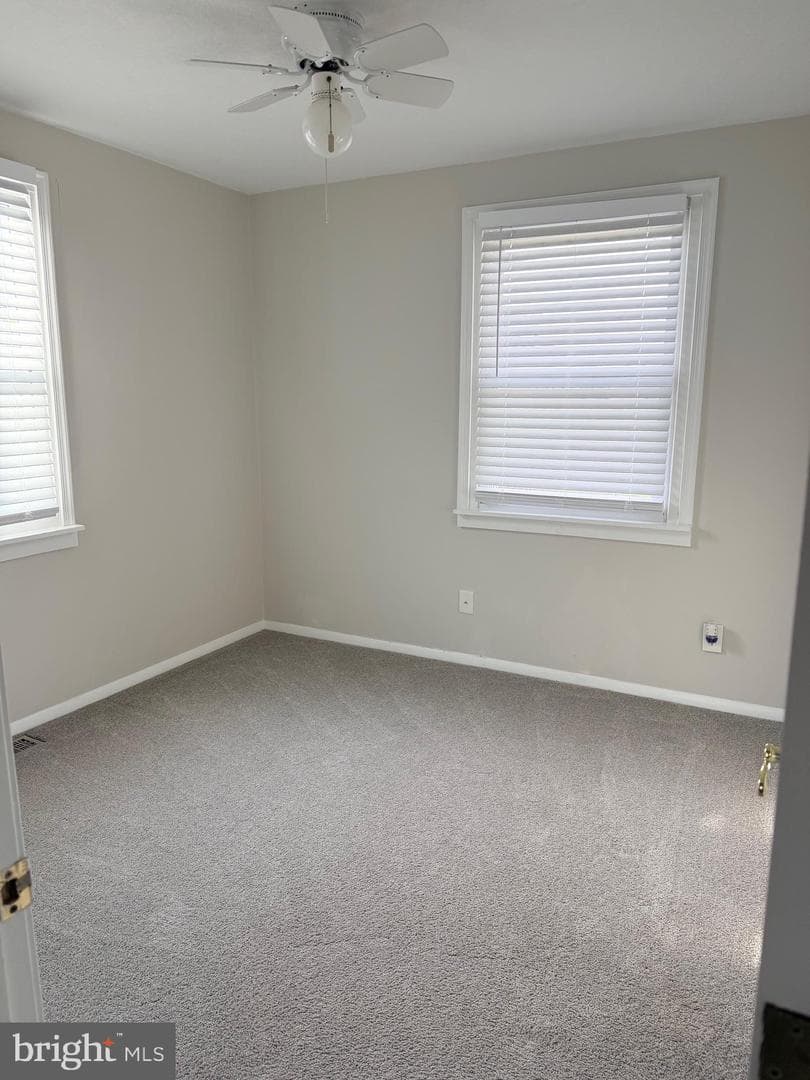 8217 Cornwall Road photo 9