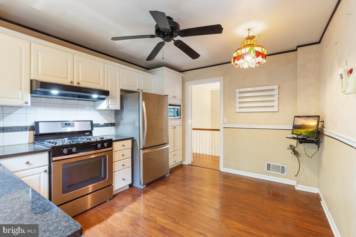304 Townleigh Road photo 15