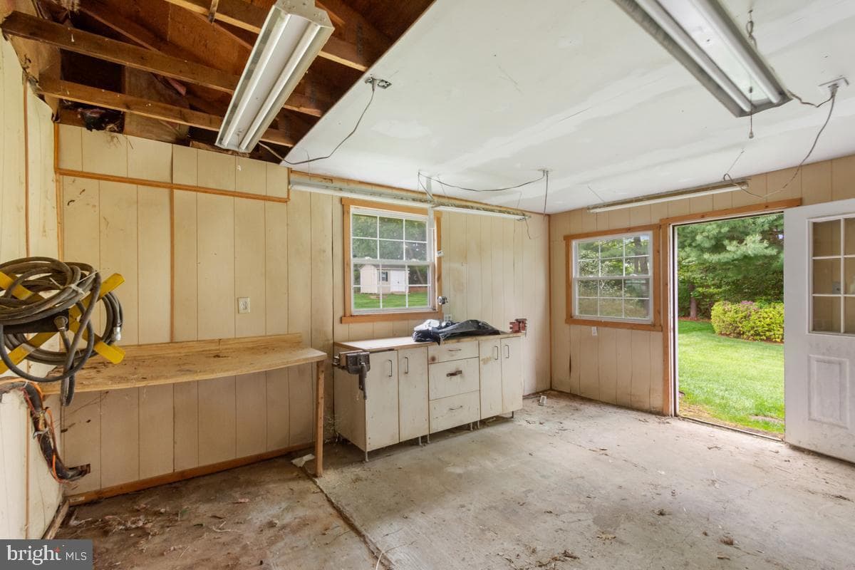 304 Townleigh Road photo 35