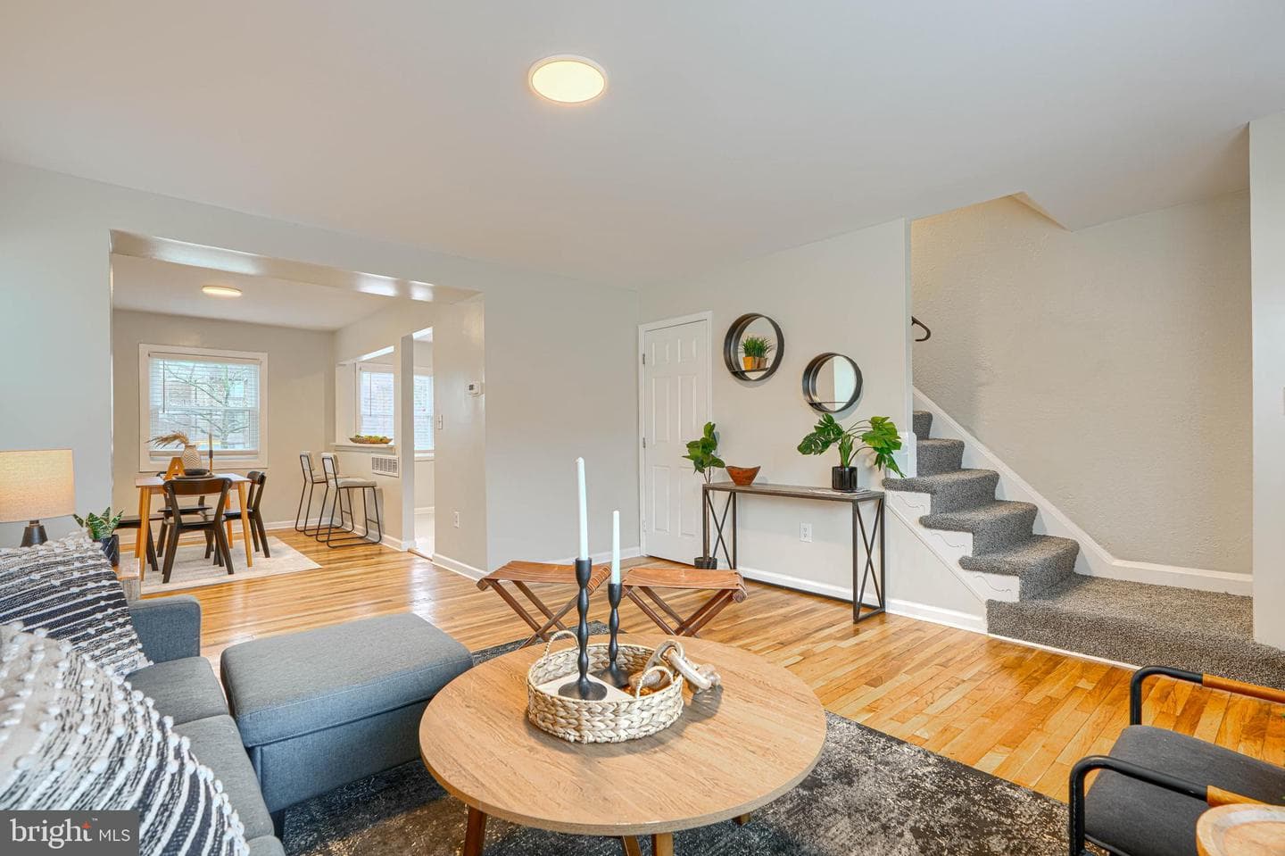 774 Seawall photo 5