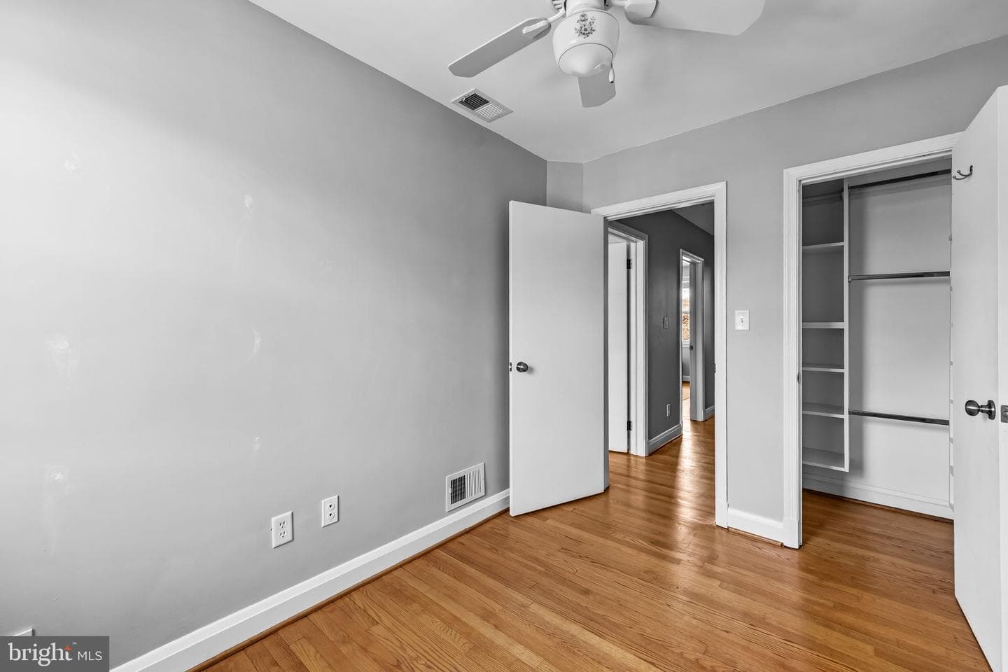 7049 Heathfield Road photo 19