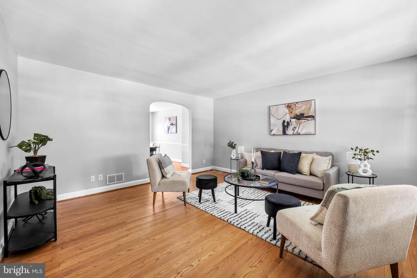 7049 Heathfield Road photo 5