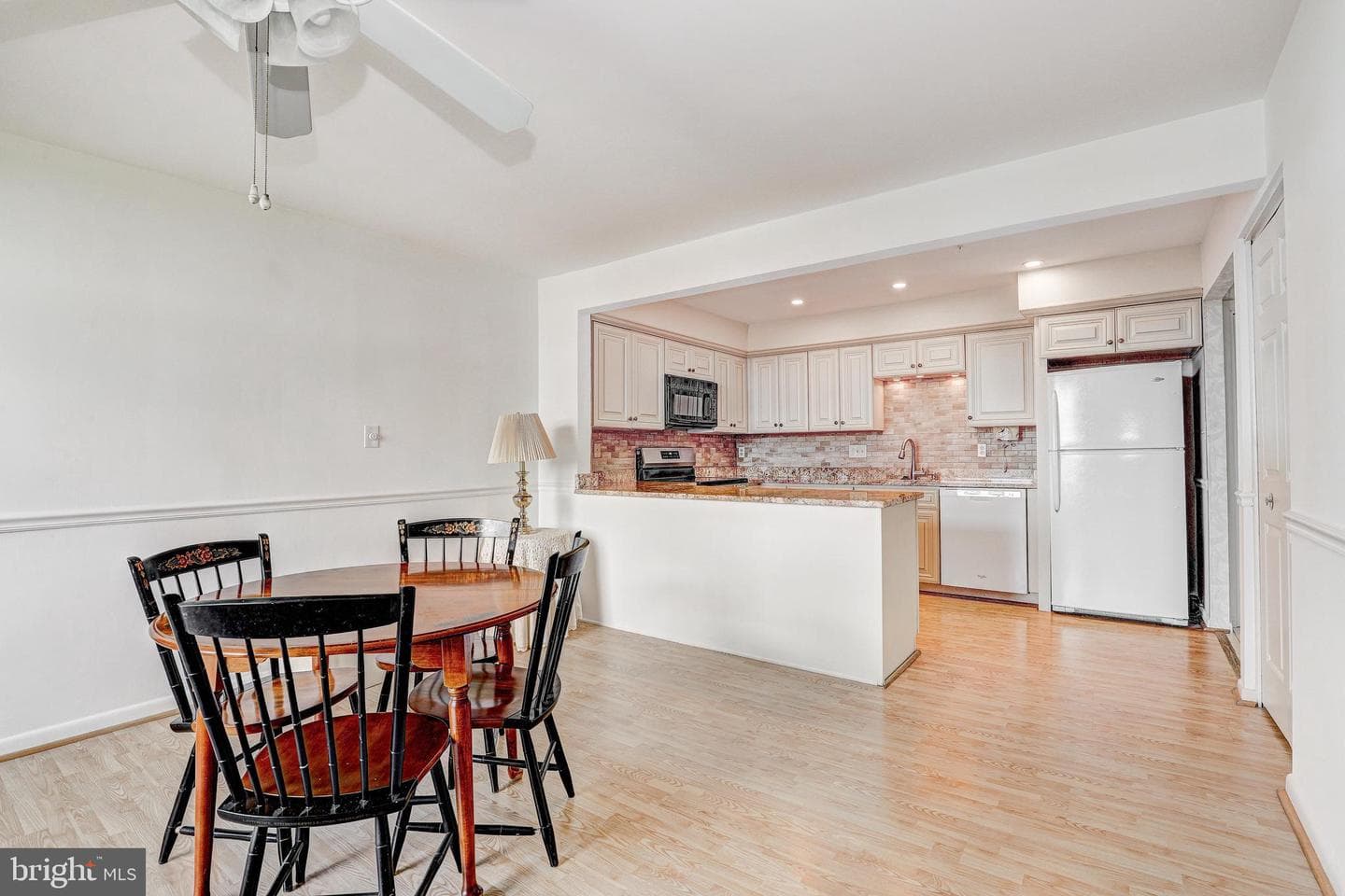 1 Smeton Place #506 & 606 photo 19