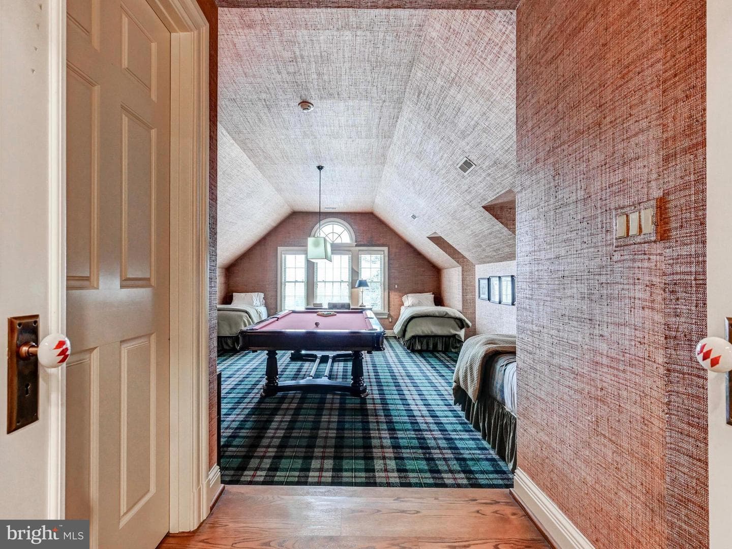 3366 Belmont Avenue photo 34