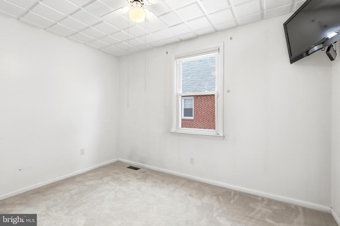 2426 Plainfield Road photo 18