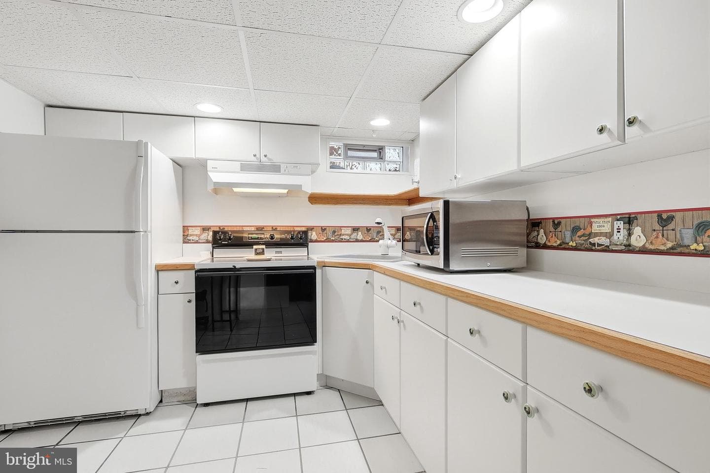 2426 Plainfield Road photo 25