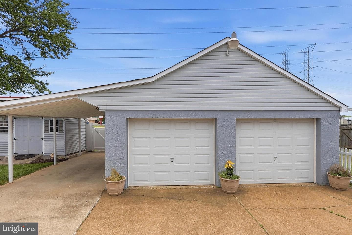 2426 Plainfield Road photo 4
