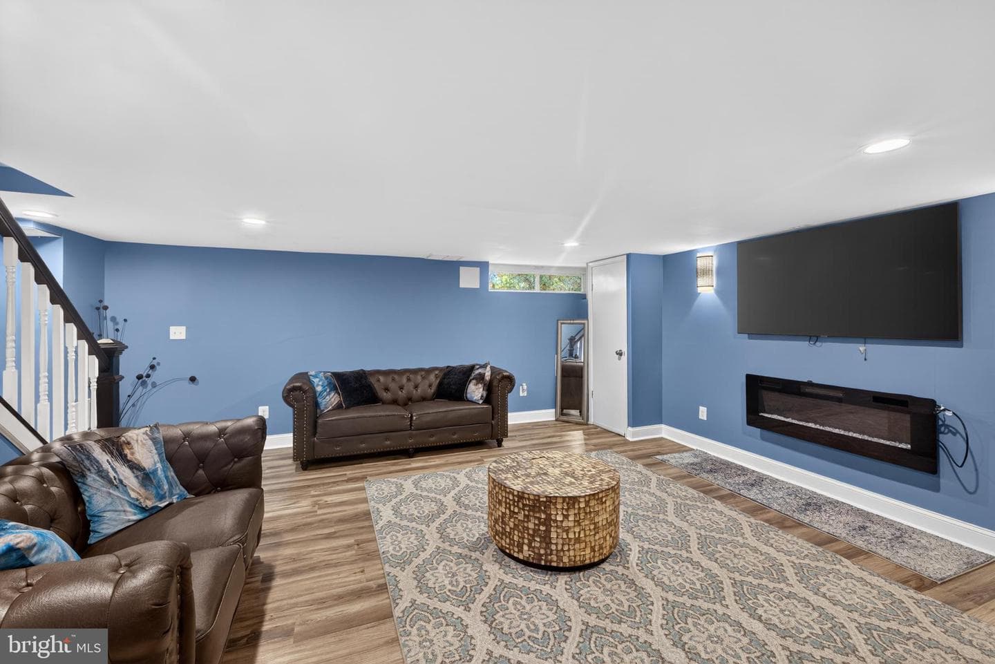 8131 Kirkwall Court photo 32