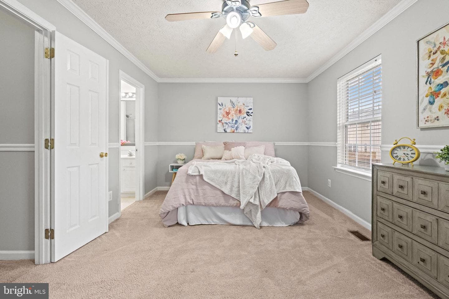 5035 Bridgeford Circle photo 12