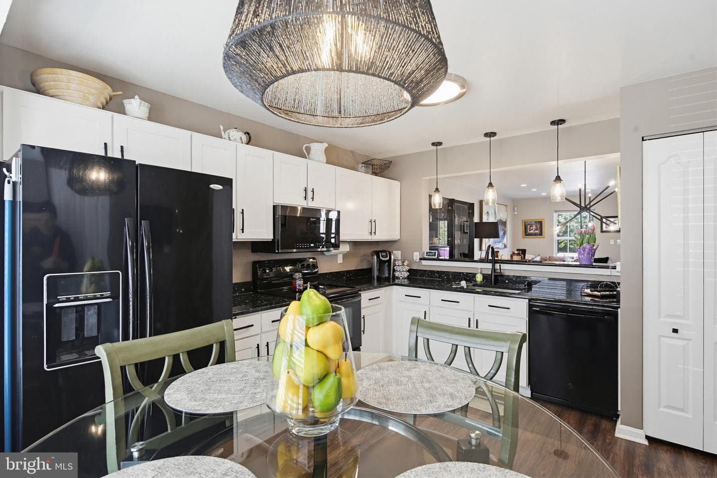 14 Shelton Court photo 14