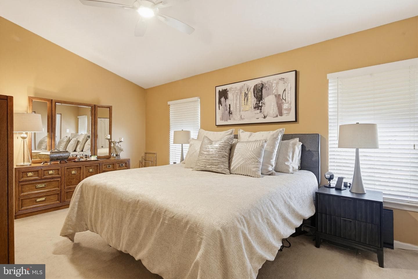 14 Shelton Court photo 16