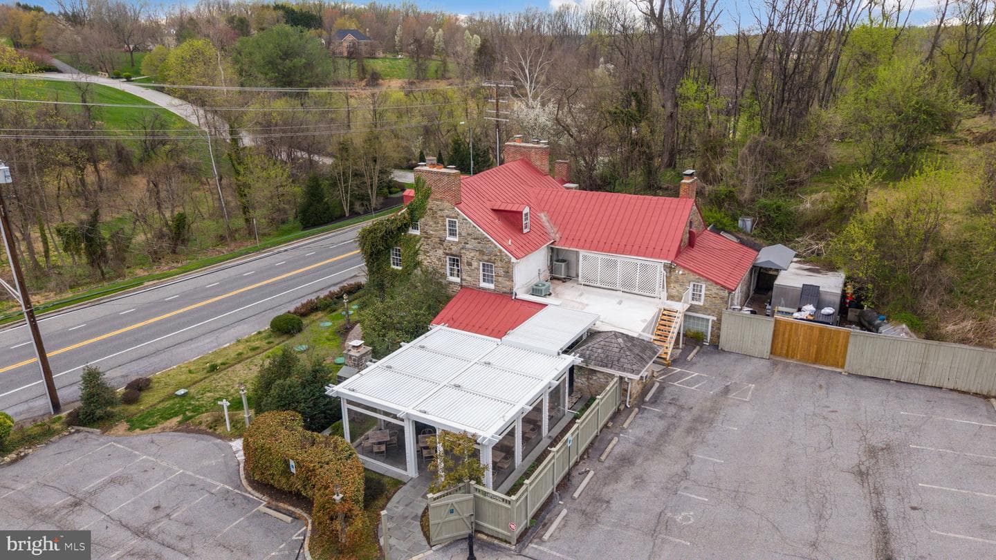 1231 Corbett Road photo 107