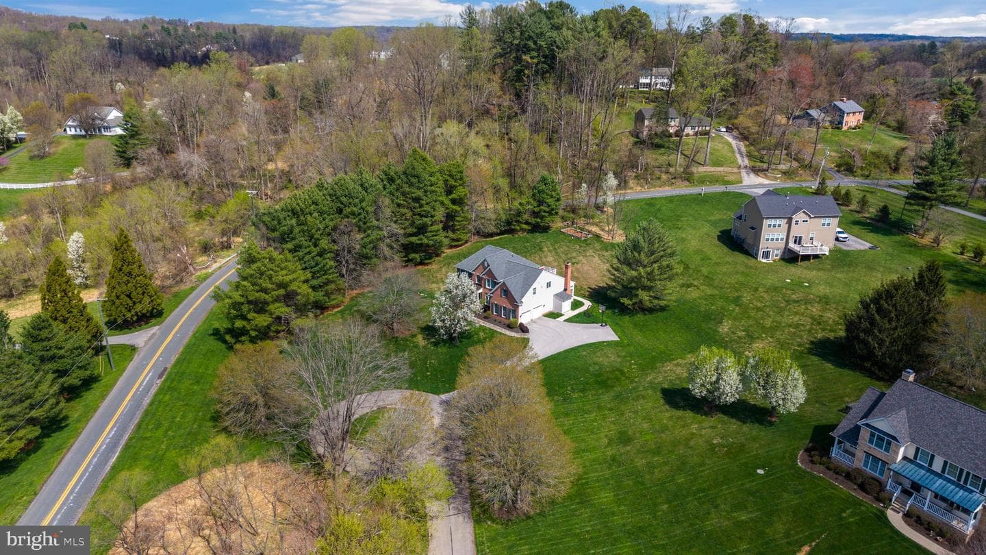 1231 Corbett Road photo 99
