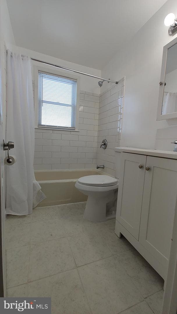 2247 Graythorn Road photo 16
