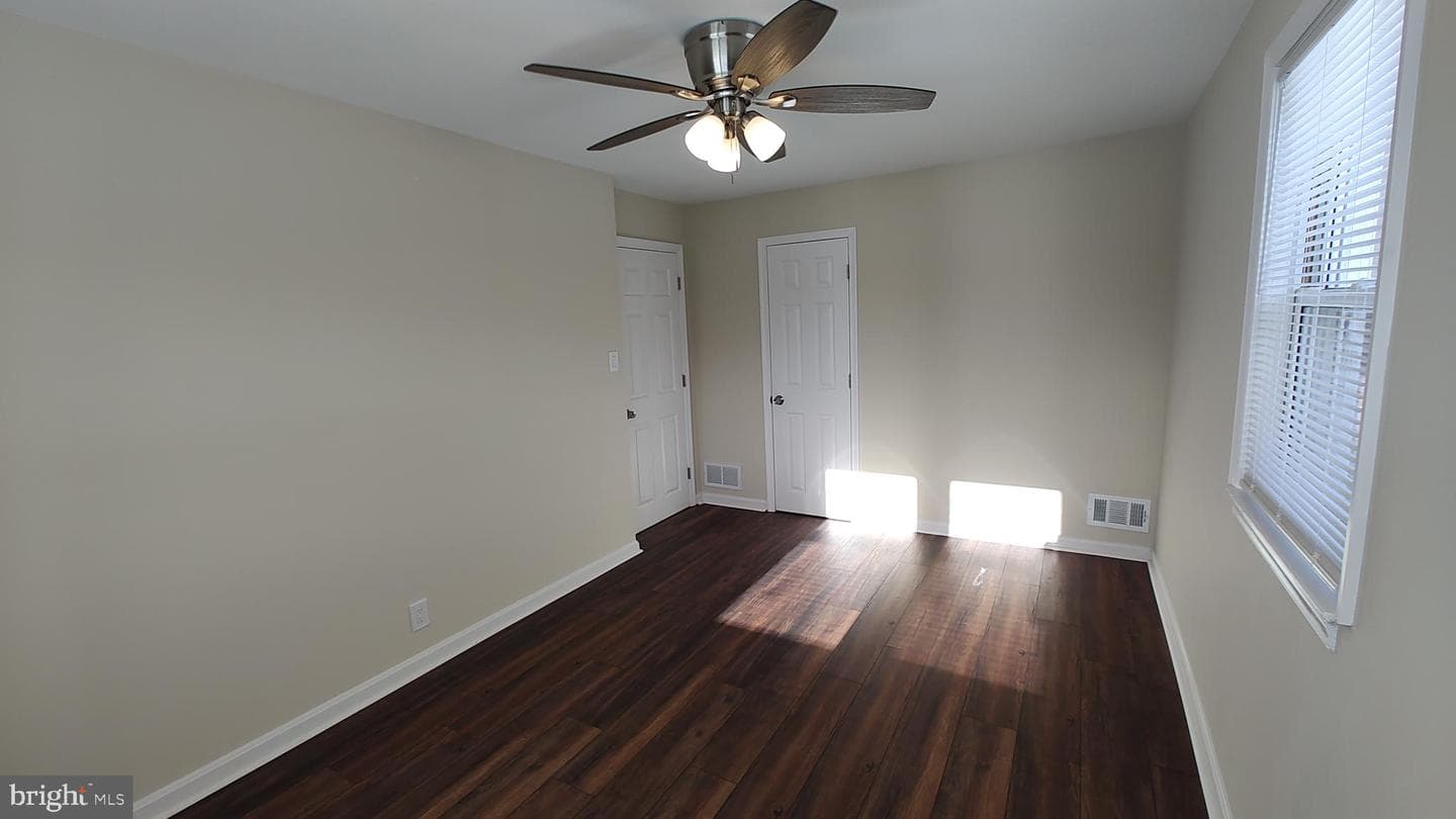 2247 Graythorn Road photo 20