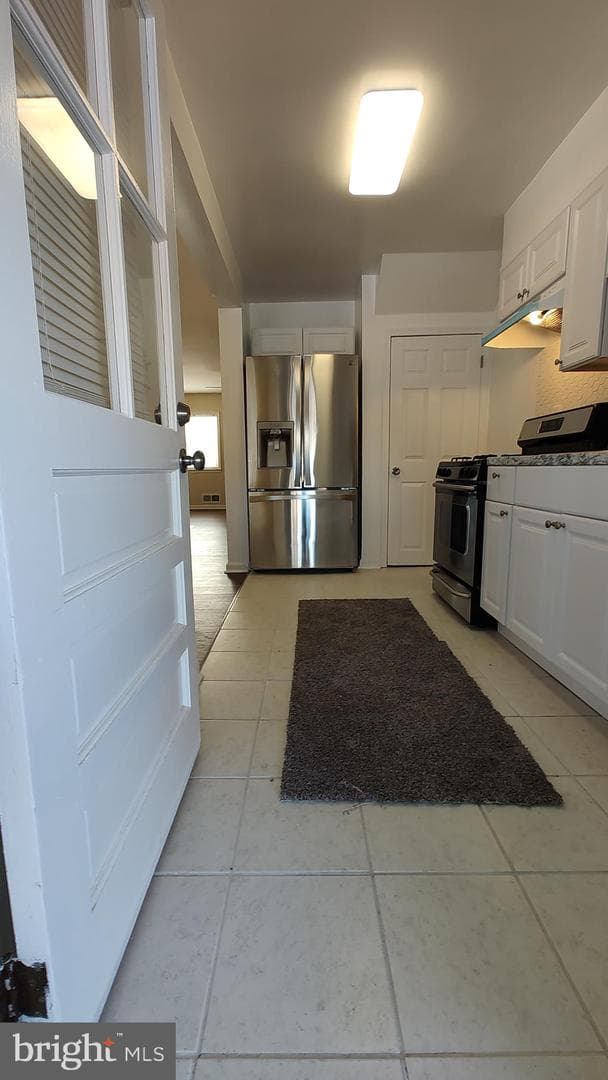 2247 Graythorn Road photo 8