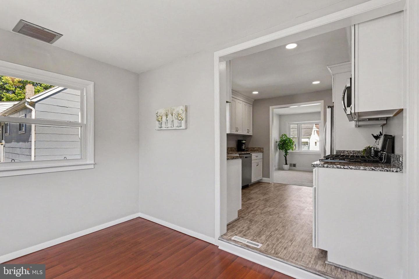 7417 School Lane photo 12