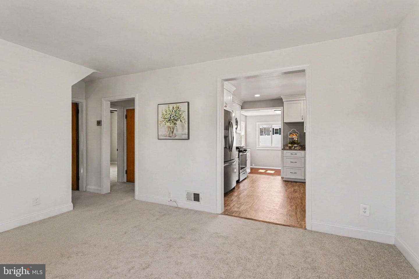 7417 School Lane photo 7