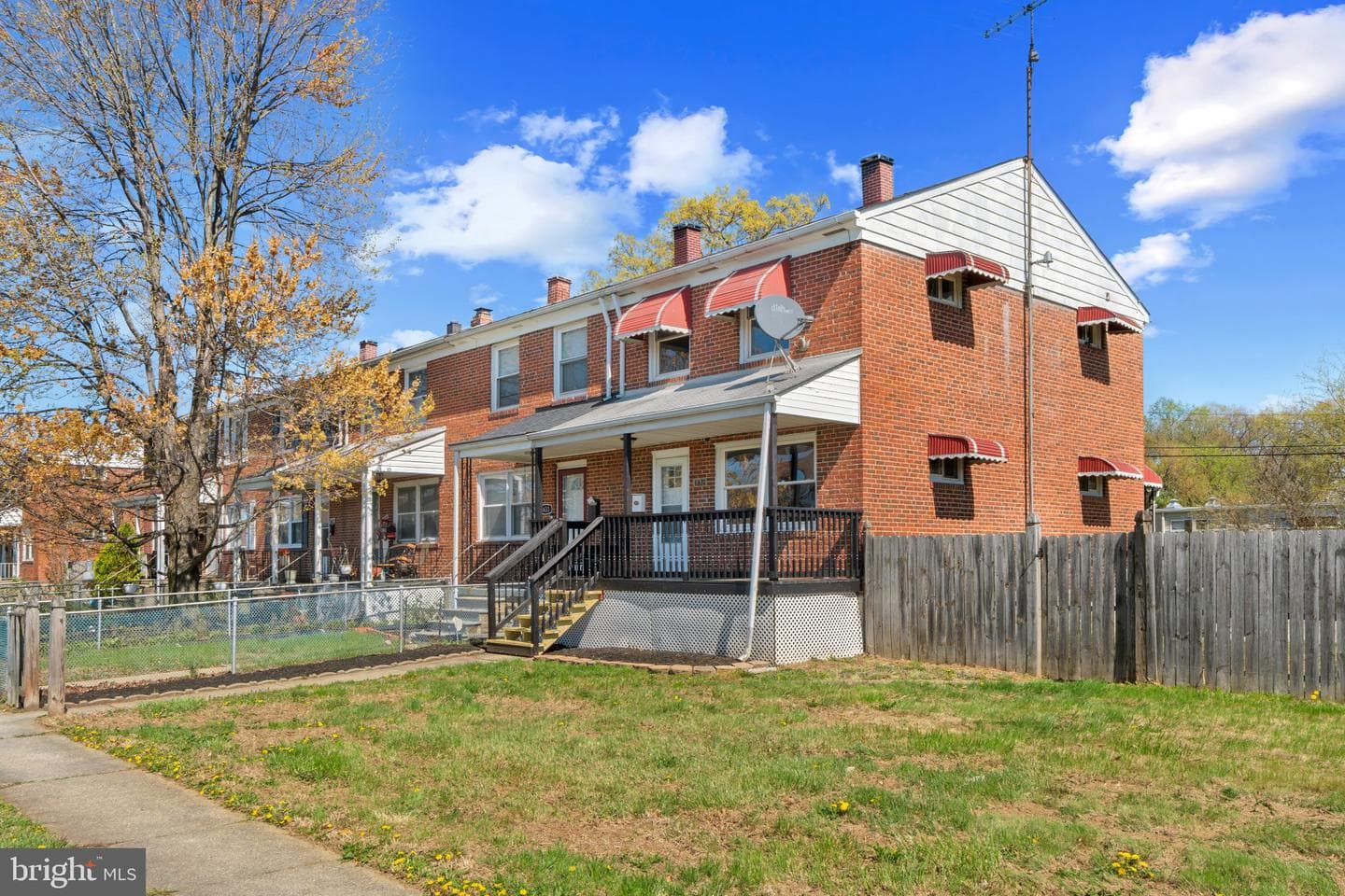 1631 Poles Road photo 2