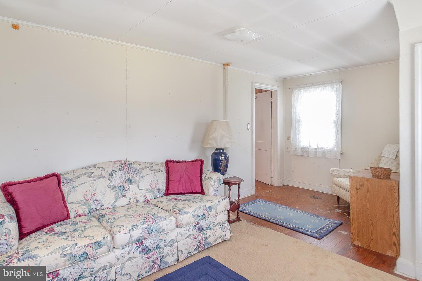 15914 Falls Road photo 18