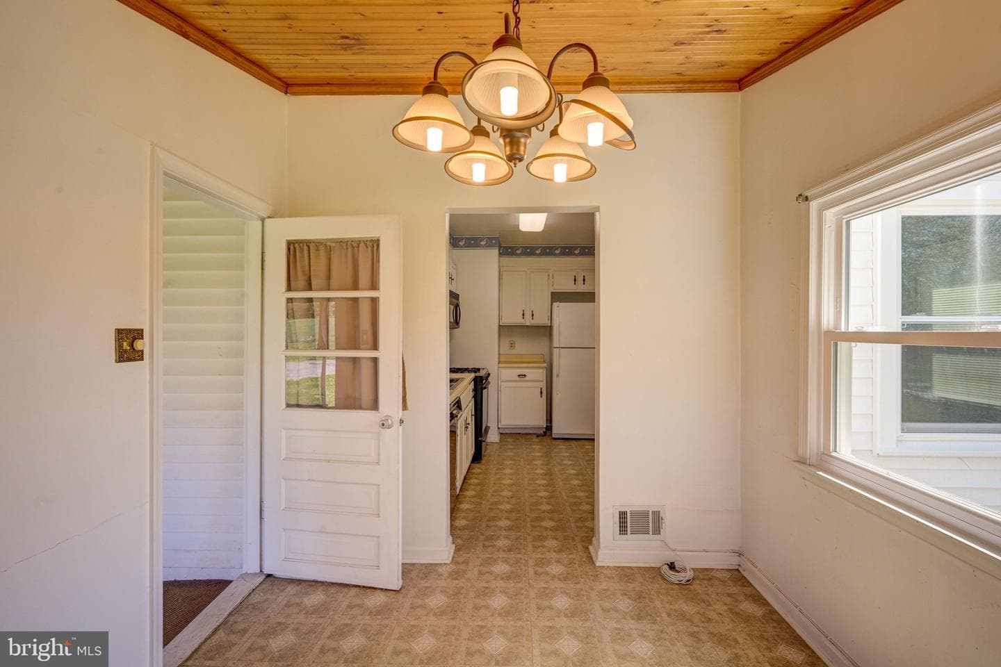 5630 Oakland Road photo 12