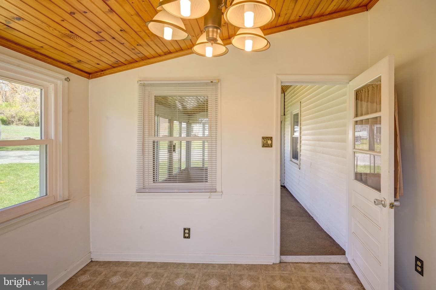 5630 Oakland Road photo 13