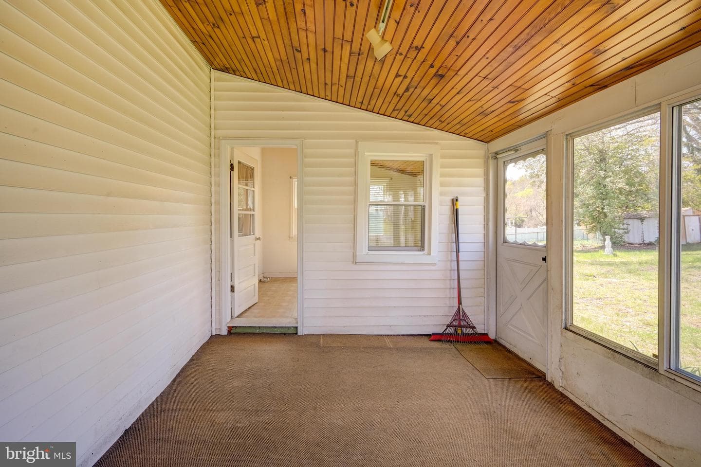 5630 Oakland Road photo 16