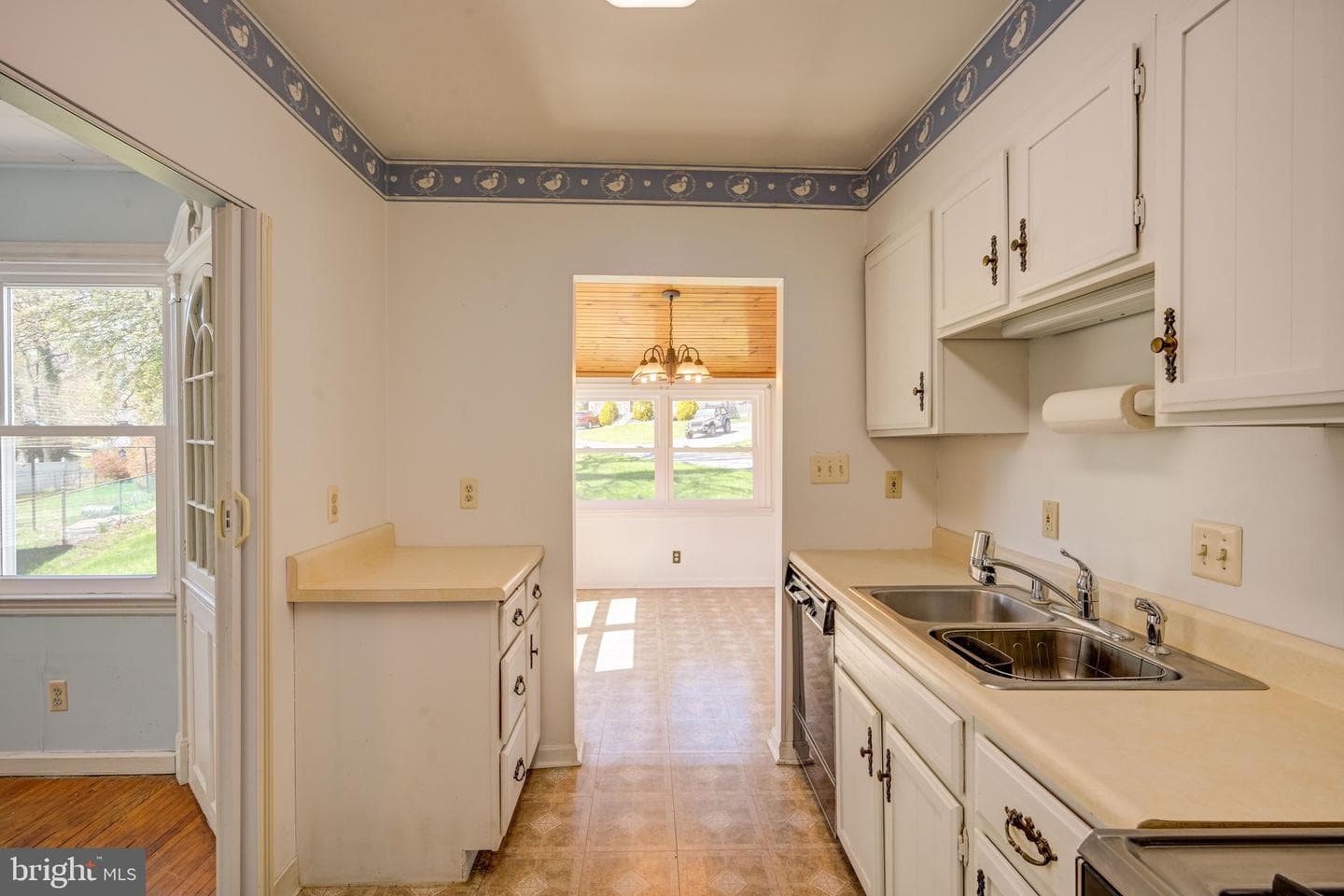 5630 Oakland Road photo 9