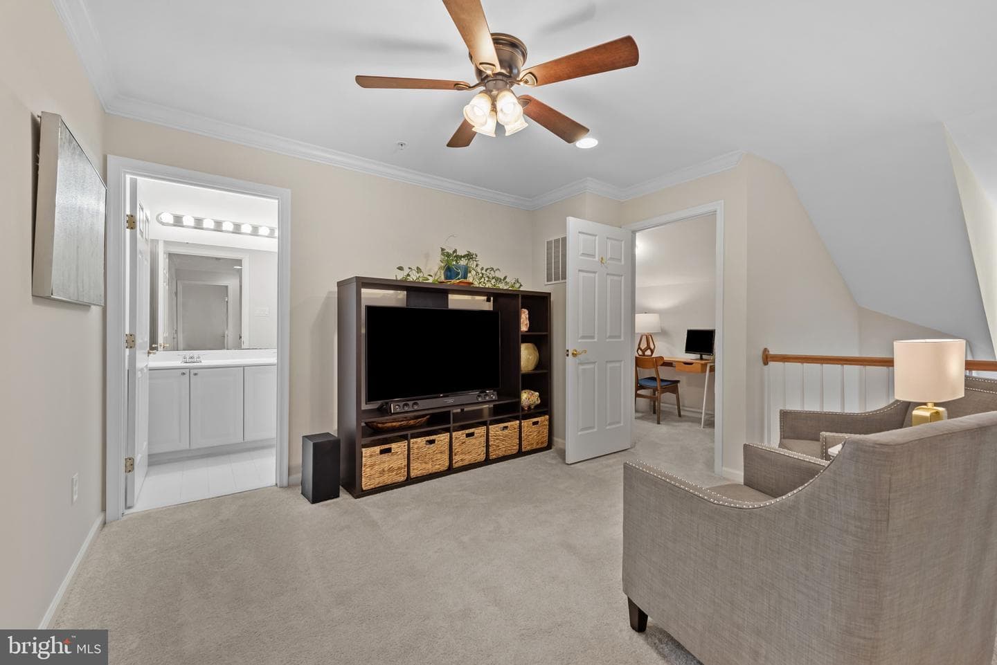 8522 Mountainholly Drive photo 20