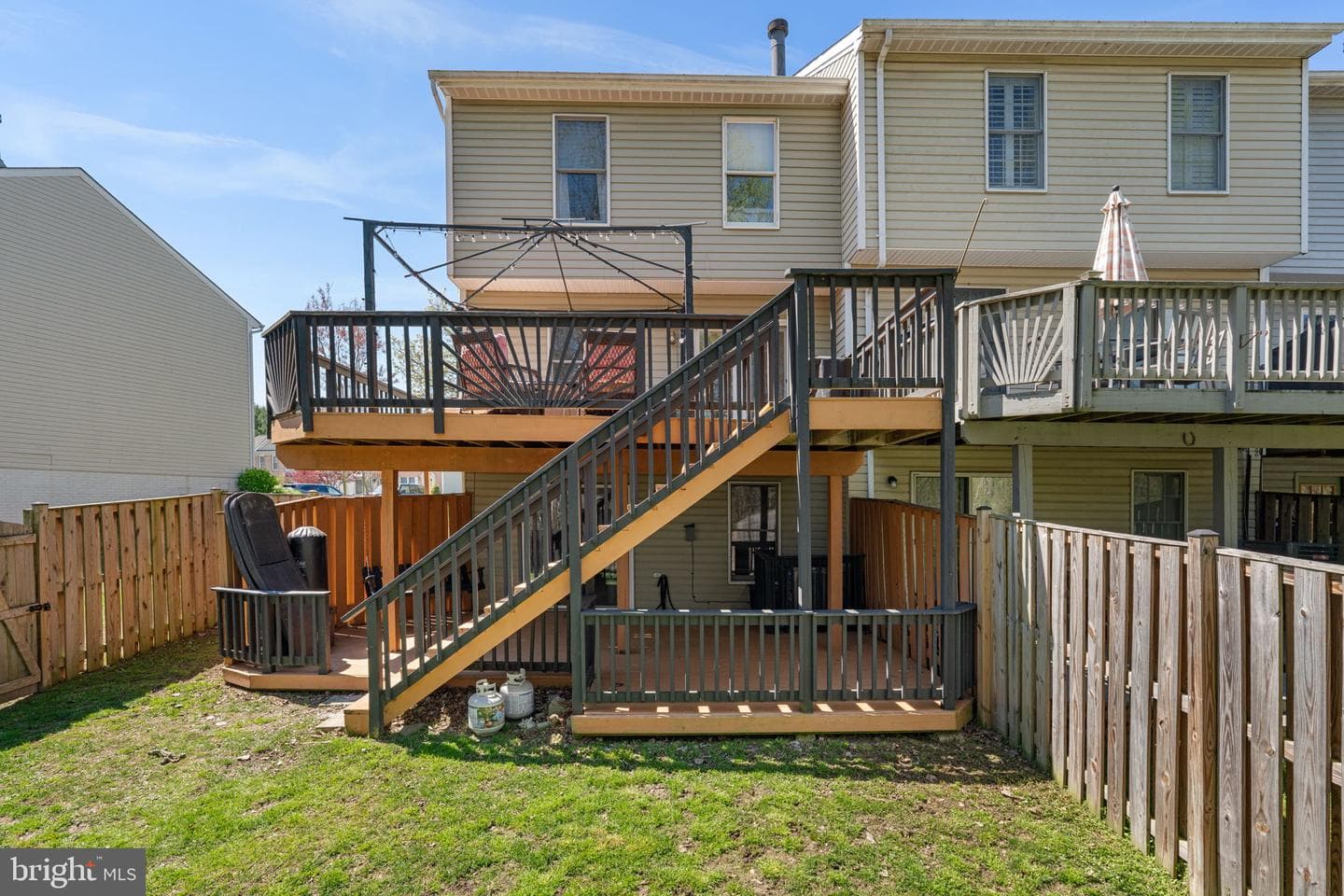 8247 Berryfield Drive photo 32