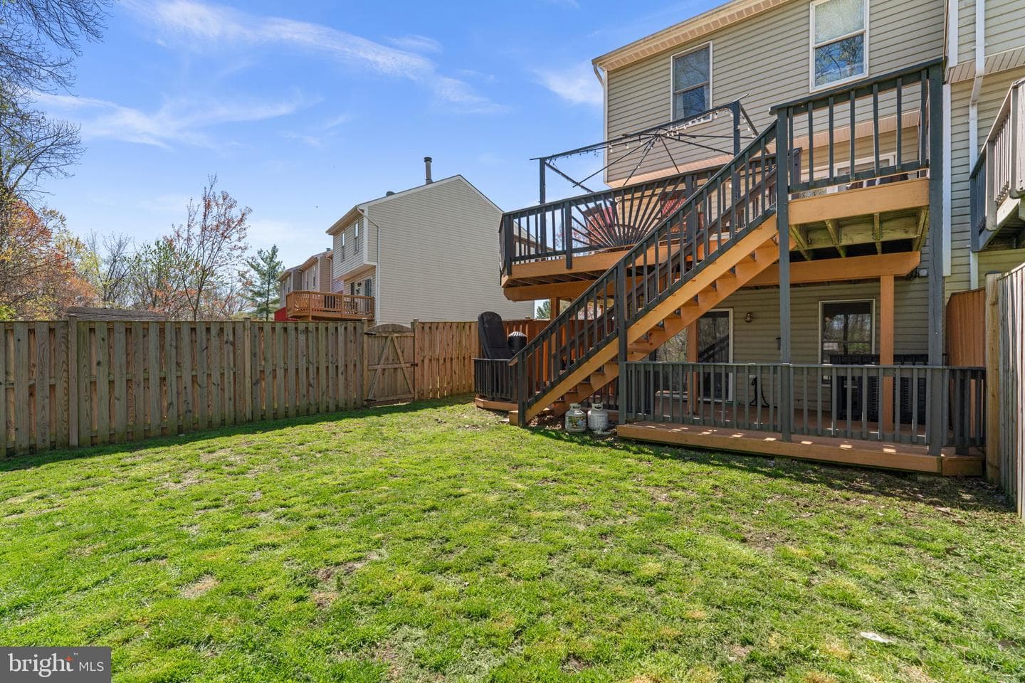 8247 Berryfield Drive photo 33