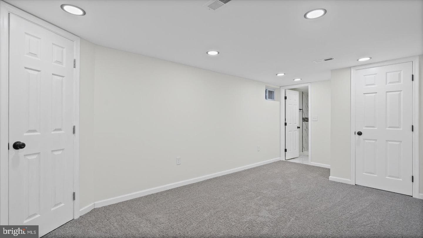3901 Tiverton Road photo 30